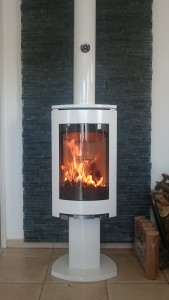 Jotul F373 emaillé blanc1